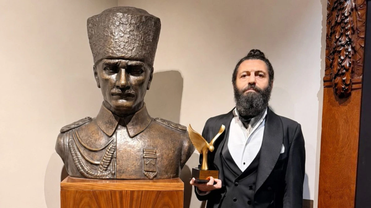 Akif Manaf Sağlık ve Barış &Ouml;d&uuml;l&uuml; Mustafa Kemal Atat&uuml;rk&rsquo;e ithaf edildi
