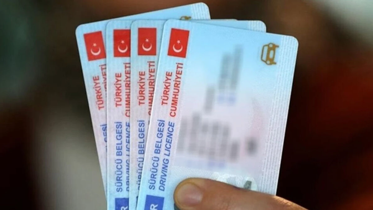 Bakan Ali Yerlikaya, ehliyet yenileme süresinin uzatıldığını duyurdu