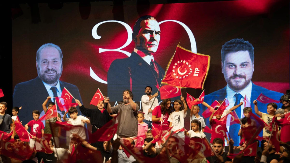 Baş: “Lozan’da sadece Kürtlere değil Türklere de azınlık denildi”