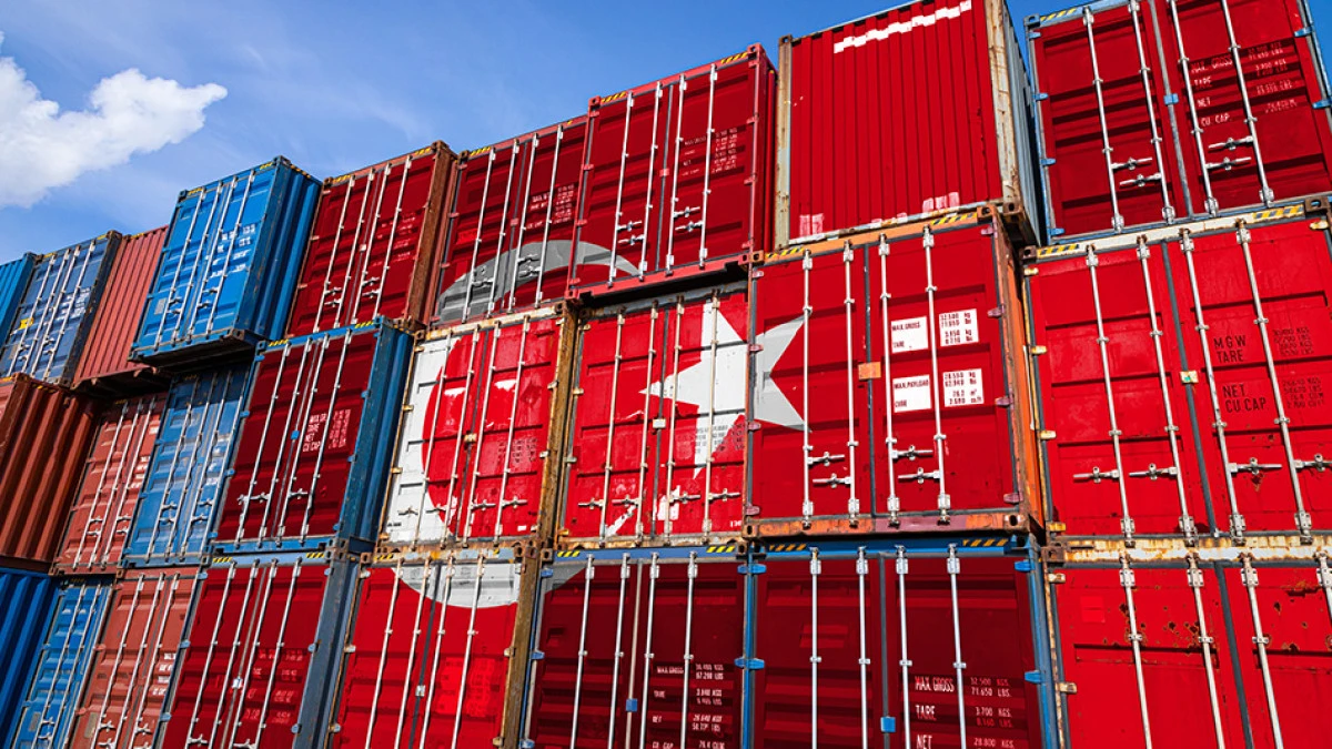 Eskinazi; “Cumhuriyetimizin 102. yılını büyük bir onurla kutluyoruz”