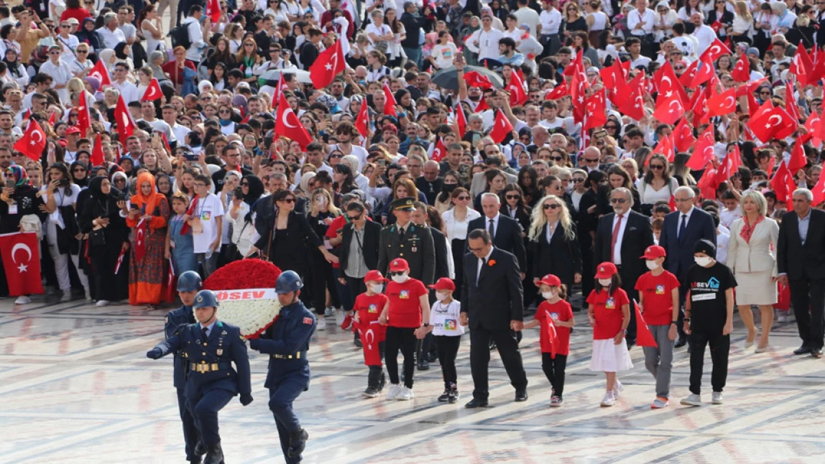 LÖSEV, 4 Ekim’de ATATÜRK'ün huzuruna çıkacak!