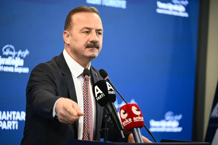 Ağıralioğlu: 19 Mayıs&rsquo;ı kutlarken bu gen&ccedil;lik tablosu utancınız olsun!